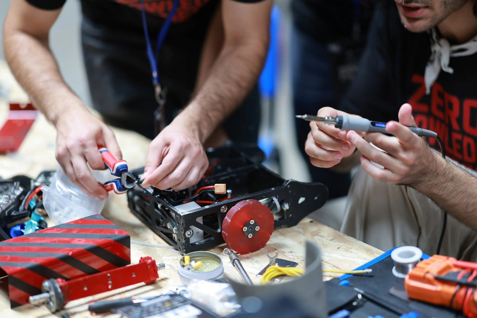 Combat Robots: Weight Classes, Teams and Safety, photo 2